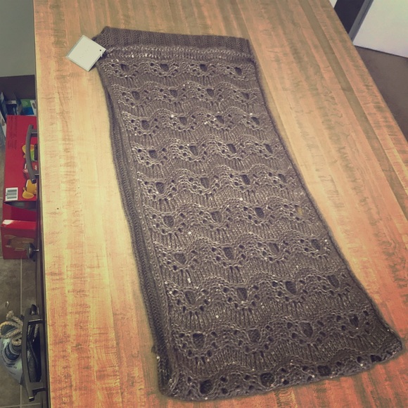 Infinity Scarf (by Lou Lou) - Picture 1 of 5